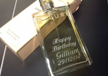 香水瓶激光雕刻機，不用香水的女人沒有未來