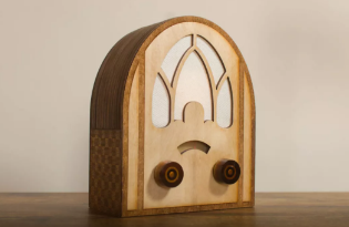 激光切割復(fù)古收音機(jī)，帶你追憶舊時(shí)光