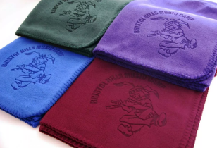 激光印花毛絨圍巾：要風度也要溫度